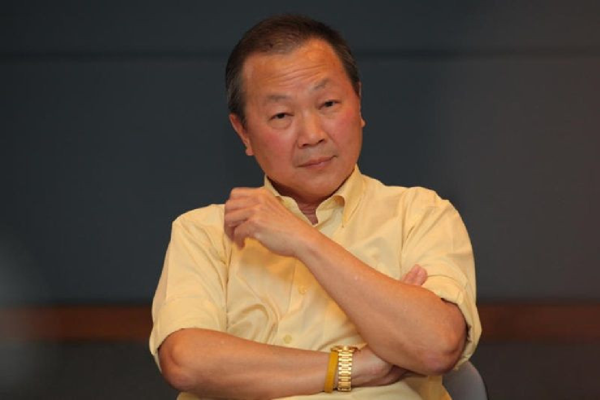 "หมอเหรียญทอง" เย้ย นักการเมืองบารมีไม่พอคุมทหารได้ "หมอเหรียญทอง" เย้ย นักการเมืองบารมีไม่พอคุมทหารได้