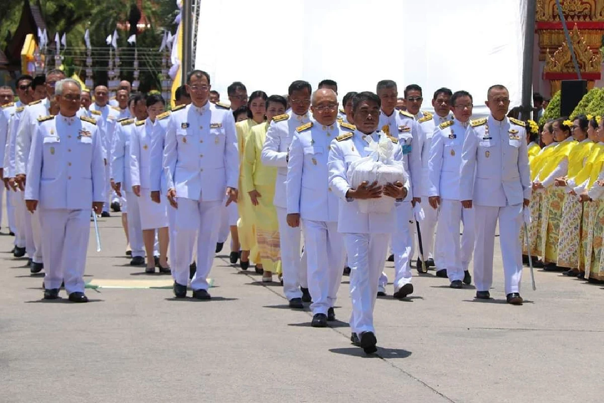 ผู้ว่าฯภูเก็ตประกอบพิธีพลีกรรมตักน้ำศักดิ์สิทธิ์จากบ่อน้ำศักดิ์สิทธิ์วัดฉลองสร้างสมัยหลวงพ่อแช่ม