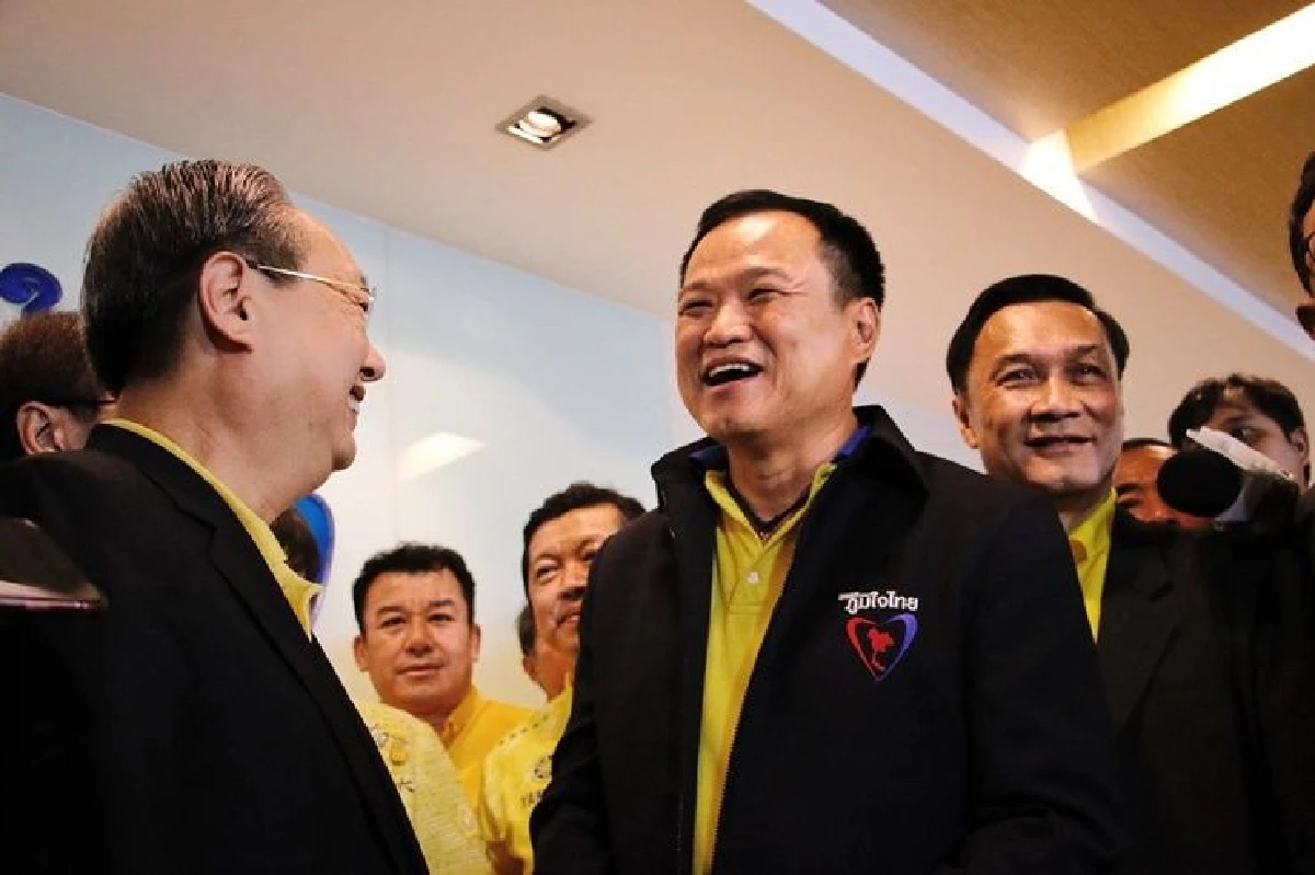 "สนธิรัตน์" ร่วมยินดีภท.ก้าวเข้าสู่ปีที่ 11ปัดหมั้นร่วมรัฐบาลรอคุยหลัง9พค.