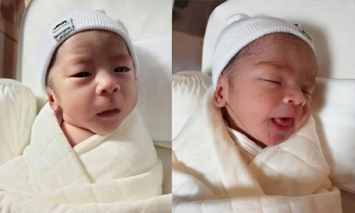 คุณปู่คุณย่า ไม่รอช้า! นำซองมารับขวัญหลาน มีก้า-มีย่า ลูกแฝดของ ป๊อก-มาร์กี้