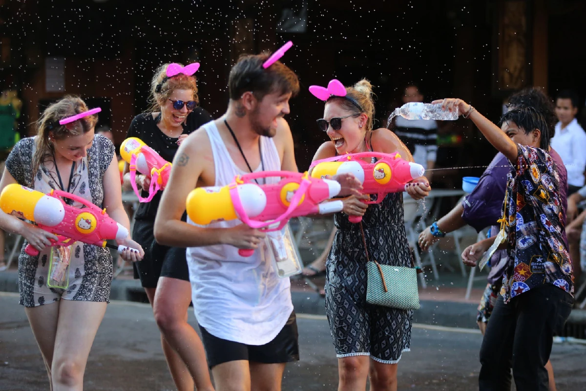 สคบ.วอนประชาชนแจ้งตำรวจจับร้านขายปืนฉีดน้ำแรงดันสูง