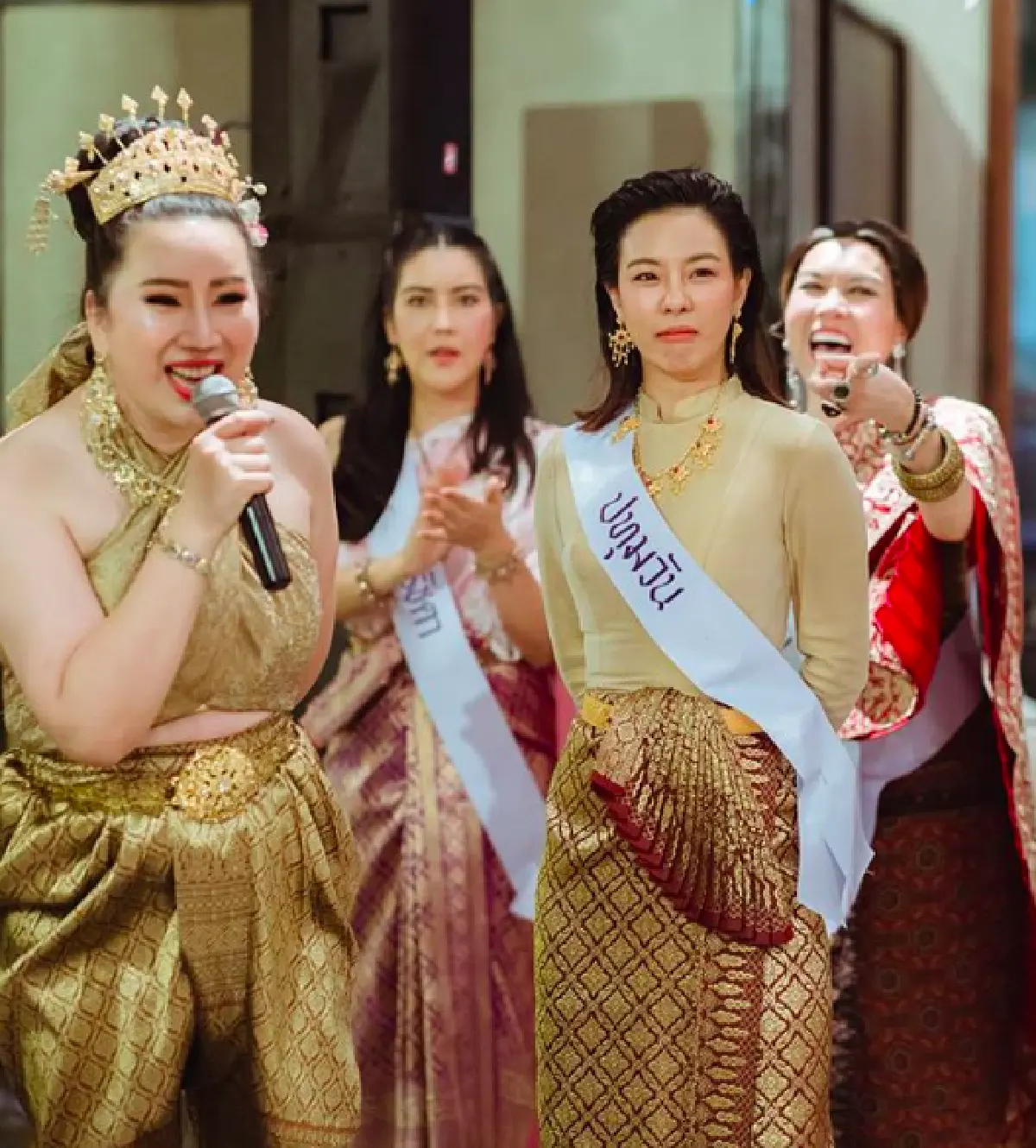 เล่นใหญ่สุดฤทธิ์! "ชมพู่-น็อต” จัดปาร์ตี้ #เทพีมหาสงกรานต์4019 ชิงเงินแสน