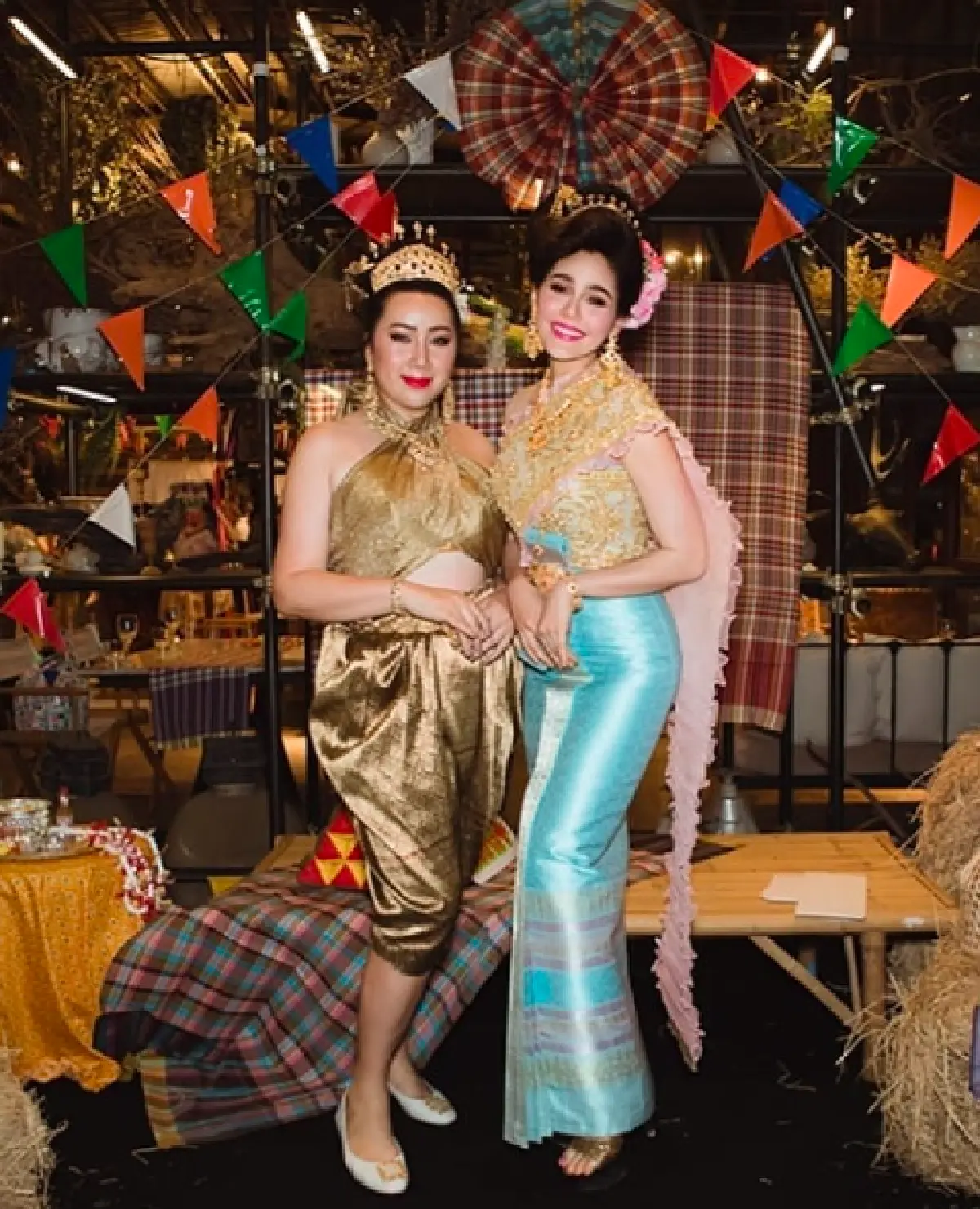 เล่นใหญ่สุดฤทธิ์! "ชมพู่-น็อต” จัดปาร์ตี้ #เทพีมหาสงกรานต์4019 ชิงเงินแสน