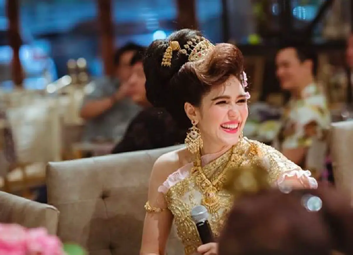 เล่นใหญ่สุดฤทธิ์! "ชมพู่-น็อต” จัดปาร์ตี้ #เทพีมหาสงกรานต์4019 ชิงเงินแสน