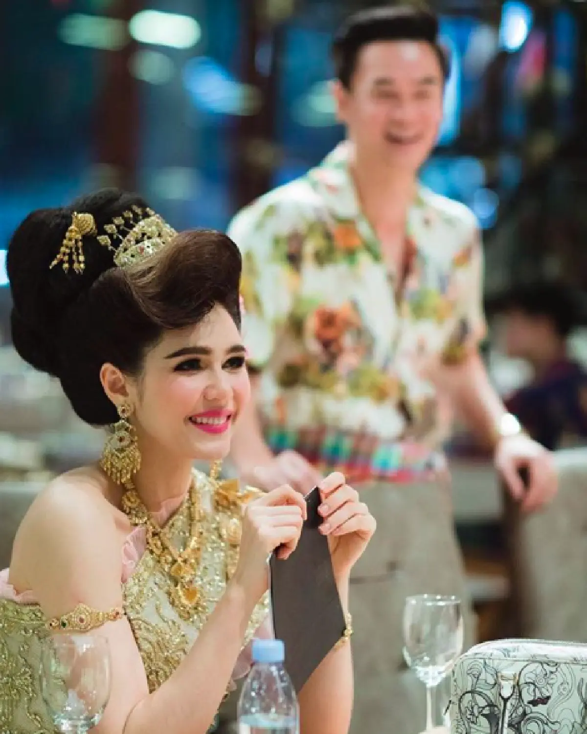 เล่นใหญ่สุดฤทธิ์! "ชมพู่-น็อต” จัดปาร์ตี้ #เทพีมหาสงกรานต์4019 ชิงเงินแสน