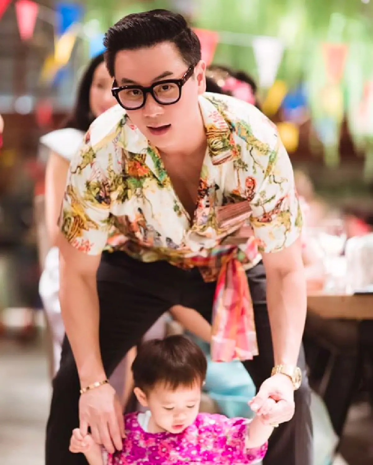 เล่นใหญ่สุดฤทธิ์! "ชมพู่-น็อต” จัดปาร์ตี้ #เทพีมหาสงกรานต์4019 ชิงเงินแสน