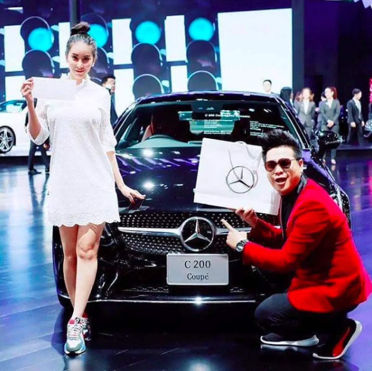 “ดีเจต้น” จัดรถหรูให้ว่าที่ภรรยา "ใหม่ สุคนธวา” พร้อมเผยความเป็นอยู่ตอนนี้มีแต่แบงค์ 20