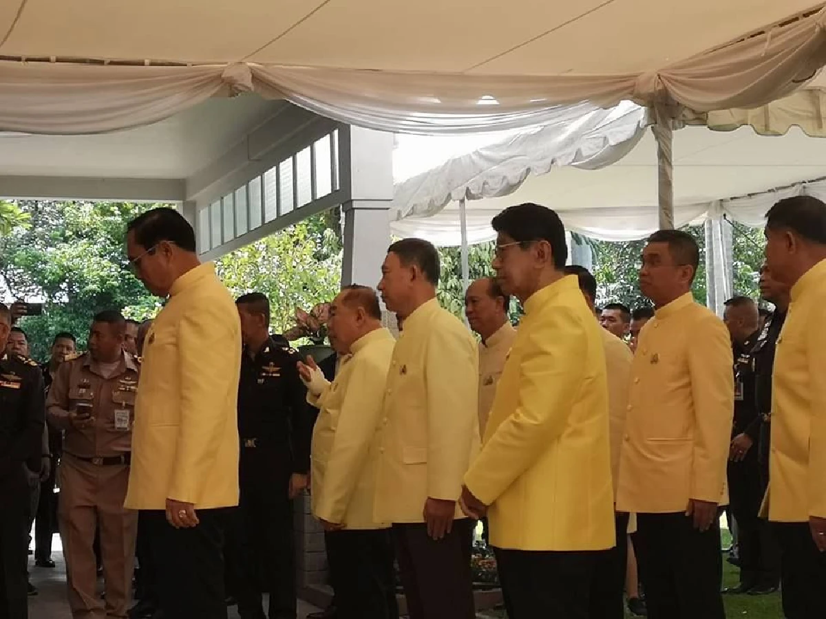 "ป๋าเปรม"มั่นใจ "รัฐบาลบิ๊กตู่ไม่โกง" บอกหากพูดผิดนายกฯต้องไปจัดการ