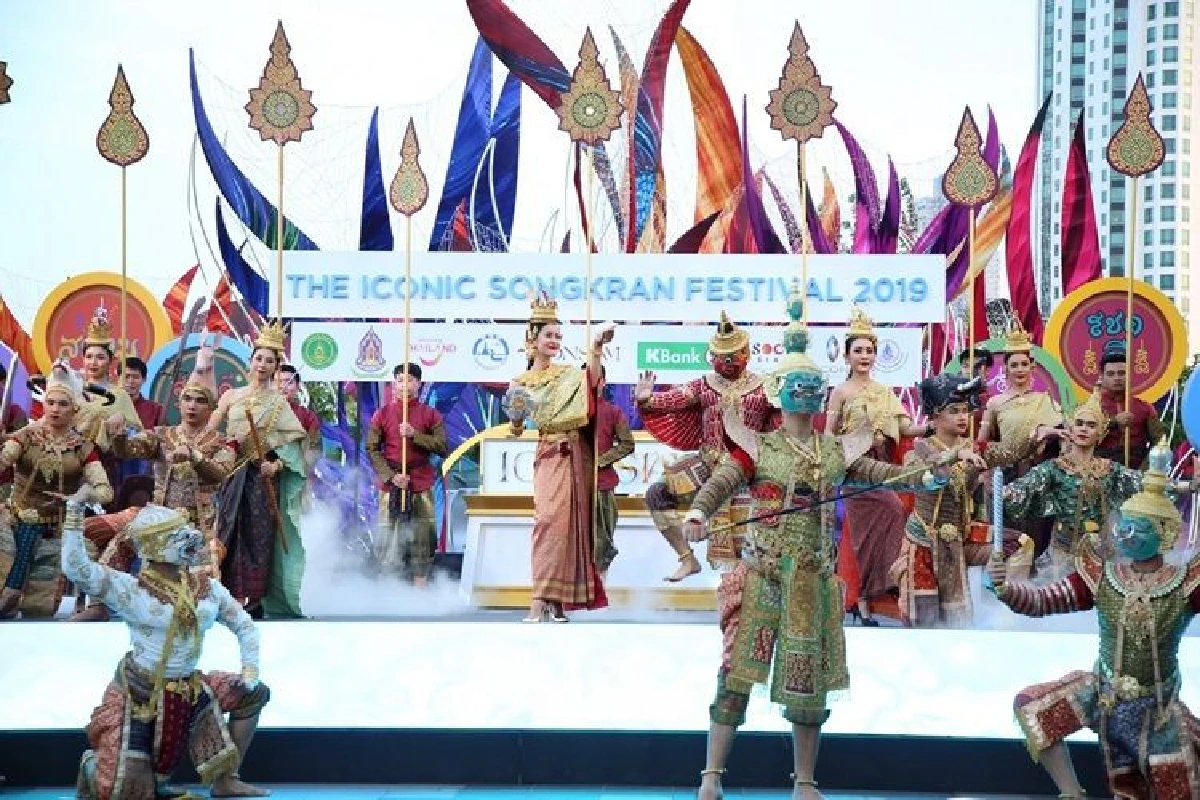 สืบสานวัฒนธรรมไทย เถลิงศกสงกรานต์ริมเจ้าพระยา สุดตระการตา "ไอคอนสยาม มหัศจรรย์เจ้าพระยา มหาสงกรานต์"