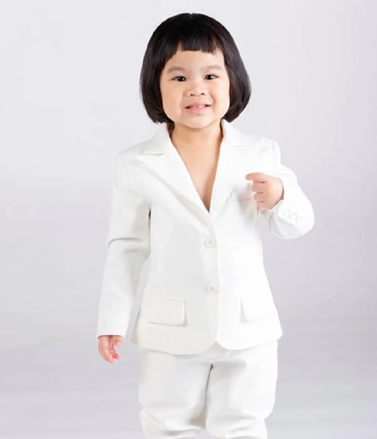 ส่องทรงผมใหม่ของ “น้องออเกรซ” ลูกสาว “เปิ้ล นาคร” ทั้งฮา ทั้งน่าเอ็นดู