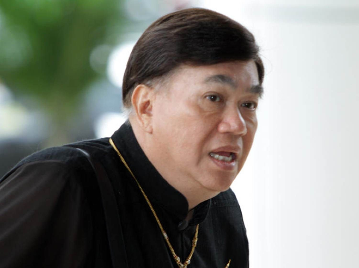"ดร.เสรี"ชี้กกต.คิดดีแล้ว ส่งศาลรธน.ตีความ "ดร.เสรี"ชี้กกต.คิดดีแล้ว ส่งศาลรธน.ตีความ