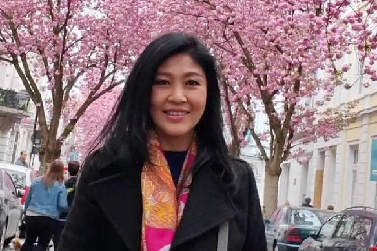 "ยิ่งลักษณ์"อวยพรสงกรานต์ บอกอดไม่ได้ที่จะนึกถึง "ยิ่งลักษณ์"อวยพรสงกรานต์ บอกอดไม่ได้ที่จะนึกถึง