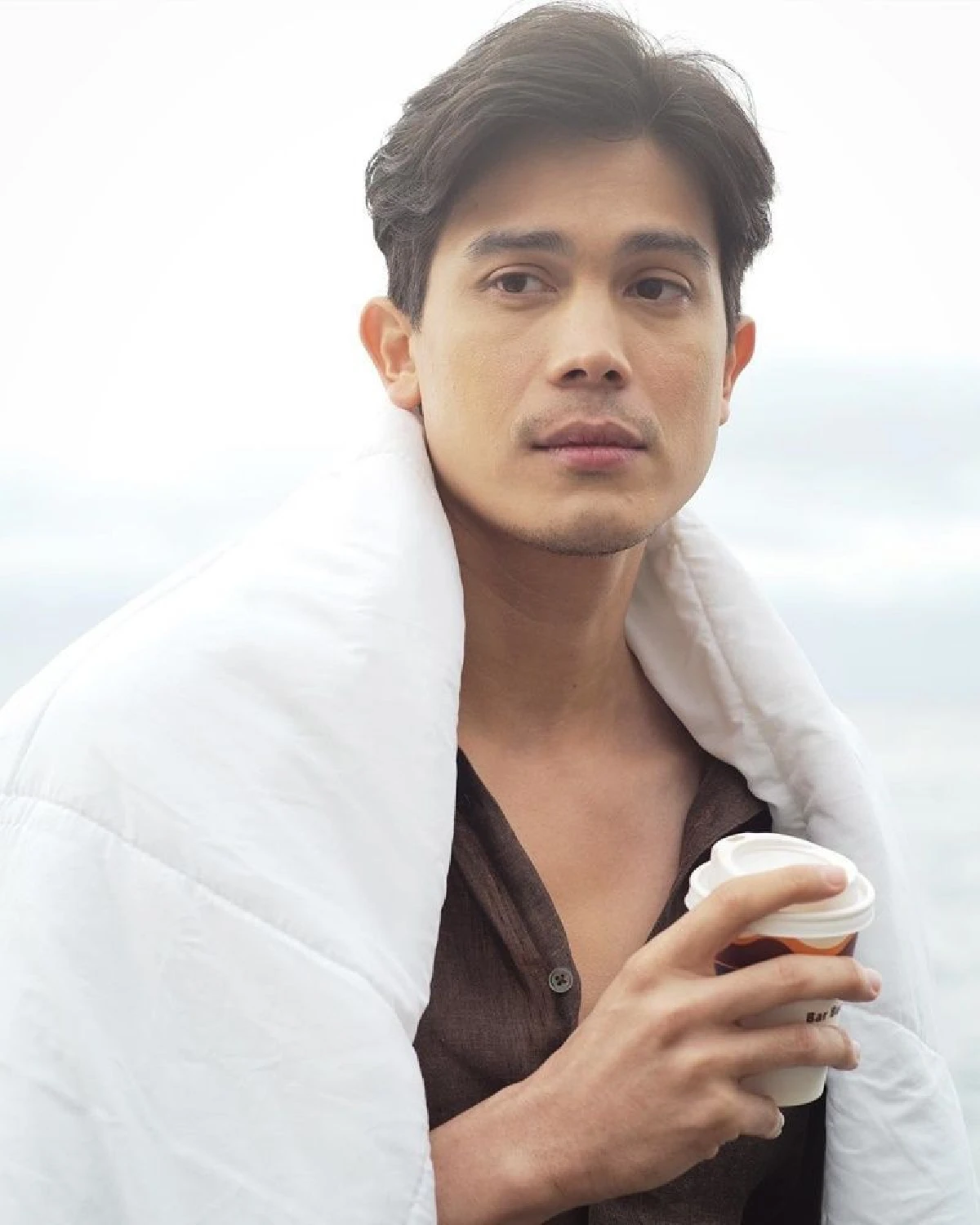 ซันนี่ สุวรรณเมธานนท์ เก็กหล่อโชว์ความคูล ขณะล่องเรือสุดชิลที่อิตาลี