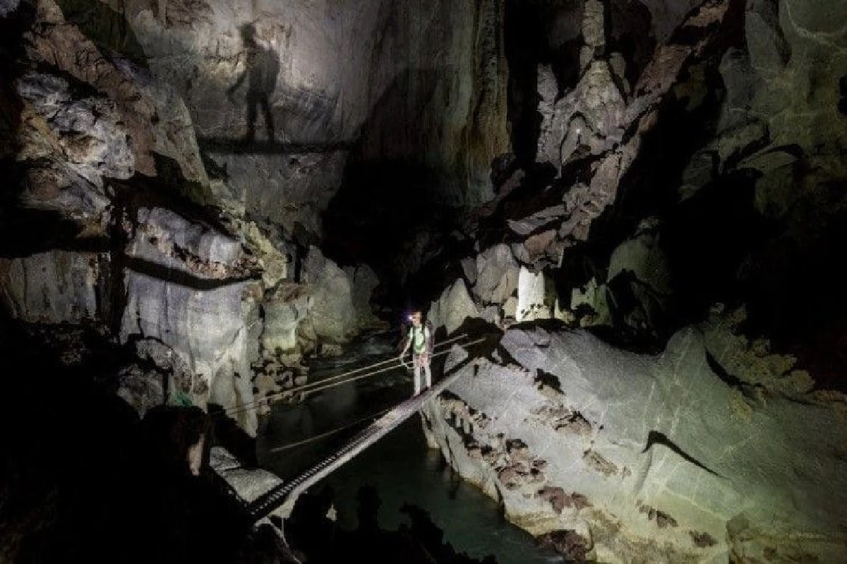 อดีตนักดำน้ำถ้ำหลวง สำรวจถ้ำใหญ่สุดในเวียดนาม