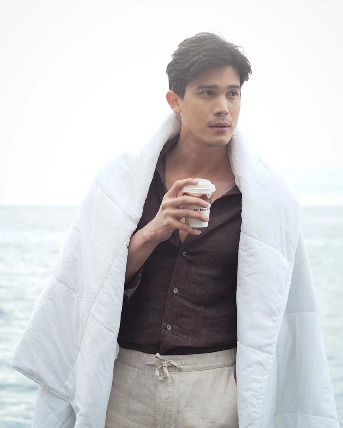 ซันนี่ สุวรรณเมธานนท์ เก็กหล่อโชว์ความคูล ขณะล่องเรือสุดชิลที่อิตาลี