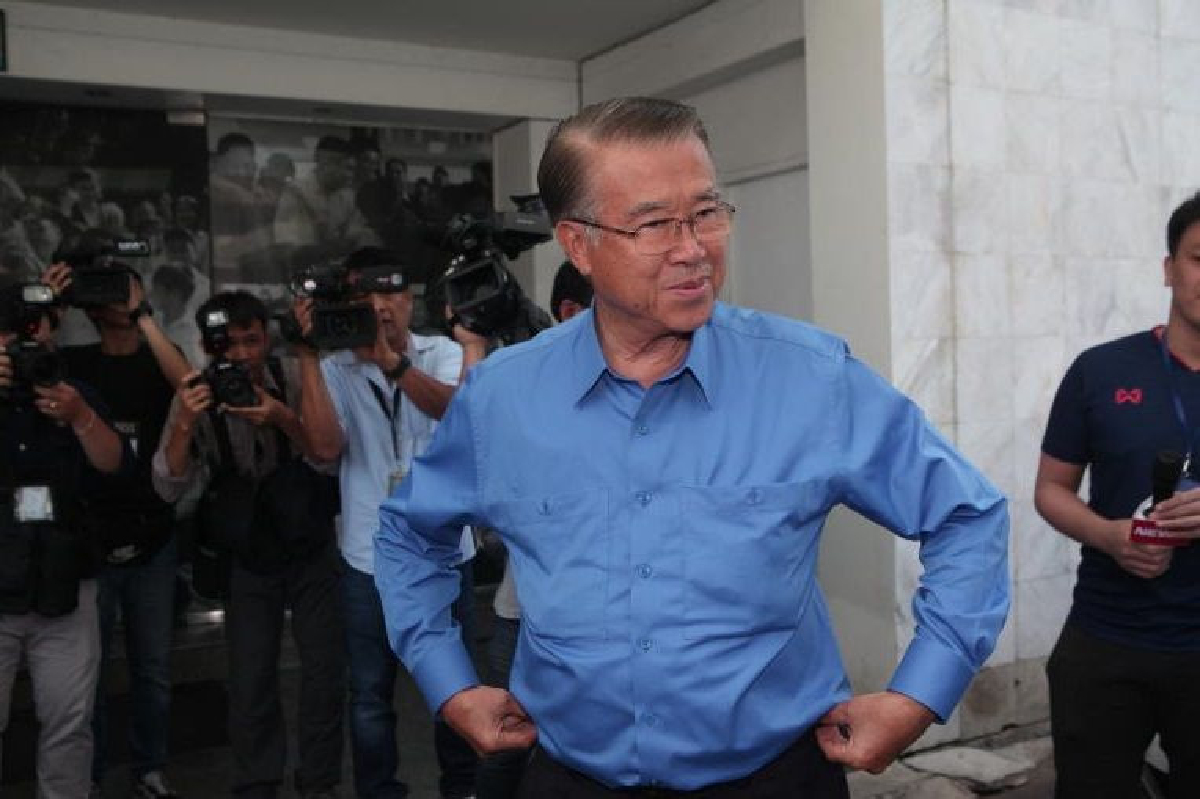 ปชป.รุกขอประธานสภาแลกไม่รับเก้าอี้รัฐมนตรี ปชป.รุกขอประธานสภาแลกไม่รับเก้าอี้รัฐมนตรี