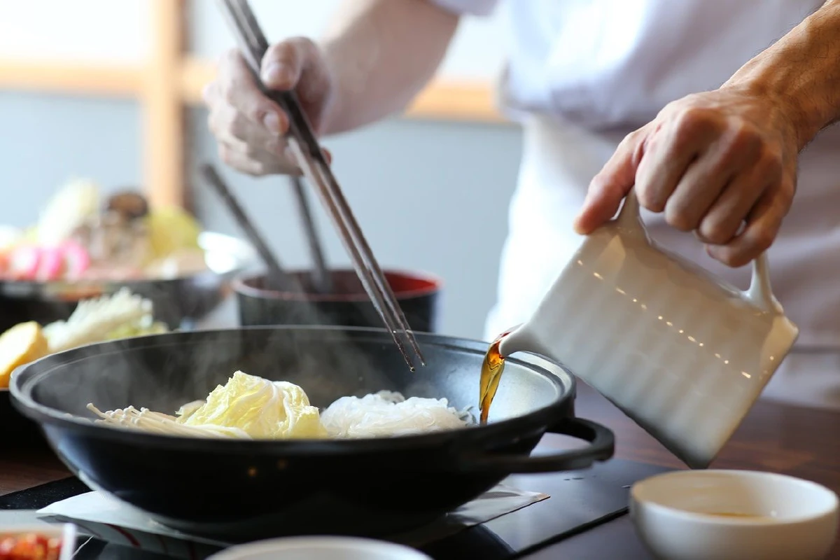 AKIYOSHI ญี่ปุ่นจัดเต็มทั้งชาบู-สุกี้-ปิ้งย่าง ท่ามกลางบรรยากาศร่วมสมัยใกล้รถไฟฟ้า