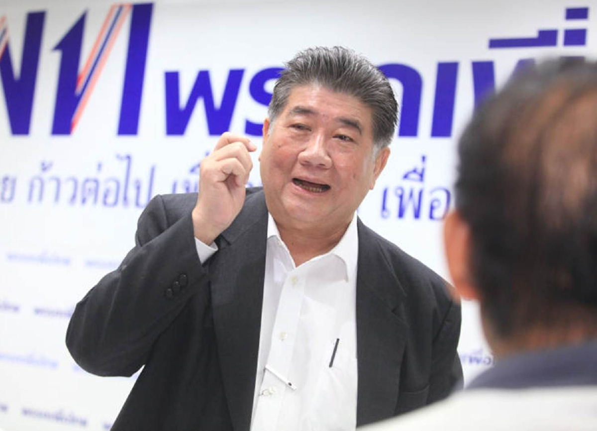 เลขาพรรคเพื่อไทยปัดข่าวเปลี่ยนหัวหน้าพรรครอรับตำแหน่งผู้นำฝ่ายค้าน เลขาพรรคเพื่อไทยปัดข่าวเปลี่ยนหัวหน้าพรรครอรับตำแหน่งผู้นำฝ่ายค้าน