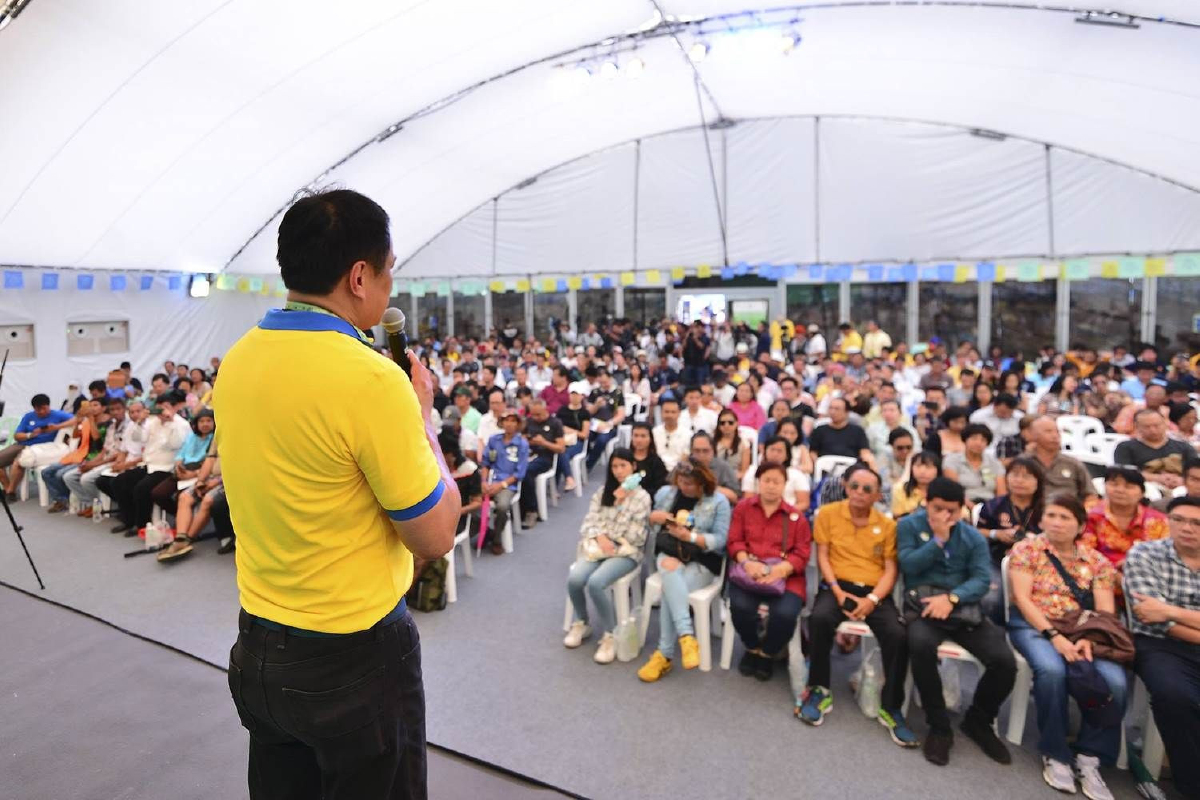 "อนุทิน"ลั่นพร้อมร่วมตั้งรัฐบาลกับพรรคที่หนุนกัญชาเสรี "อนุทิน"ลั่นพร้อมร่วมตั้งรัฐบาลกับพรรคที่หนุนกัญชาเสรี