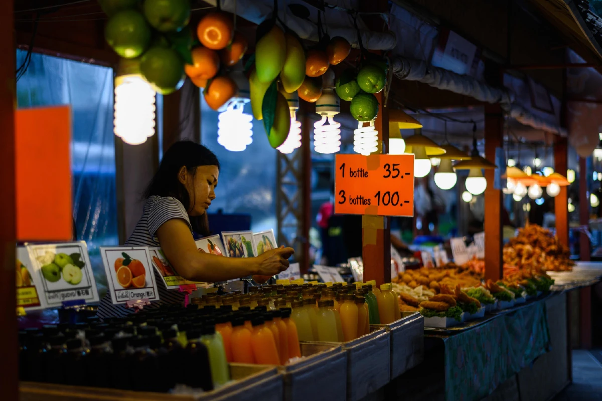 ศก.ไทยสุขที่สุดในโลก แต่ทำไมคนไทยยังเป็นทุกข์?