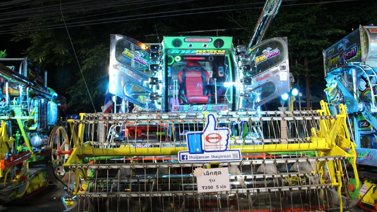 หัวใส! ผลิตรถเกี่ยวข้าวสุดไฮเทคเอาใจคนขับวัยรุ่น