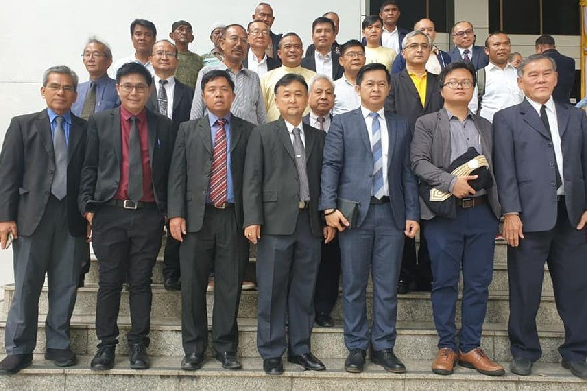 'จตุพร'โอดคดีเพียบขึ้นศาลไปจนวันตาย 'จตุพร'โอดคดีเพียบขึ้นศาลไปจนวันตาย