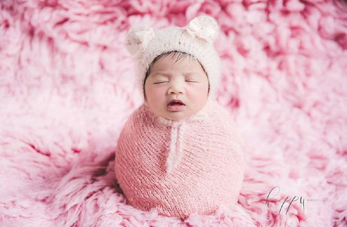 10 ภาพ น้องดิสนีย์ ลูกสาว อุ้ม ลักขณา ถ่ายแบบครั้งแรกน่ารักละมุนมาก