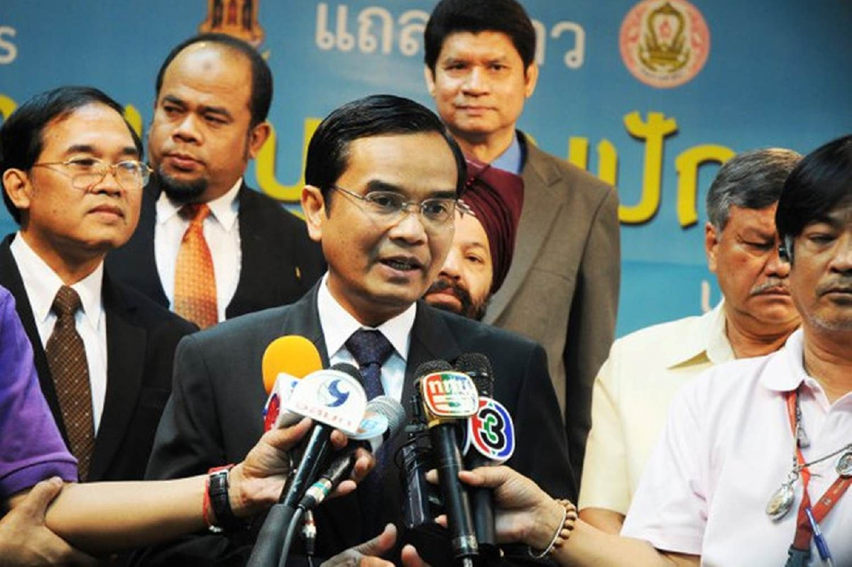 "นิพิฎฐ์"แนะ"โฆษกศาลฏีกา"ให้ความกระจ่างคำพิพากษาปมถือหุ้นสื่อต้องห้ามเป็นส.ส. "นิพิฎฐ์"แนะ"โฆษกศาลฏีกา"ให้ความกระจ่างคำพิพากษาปมถือหุ้นสื่อต้องห้ามเป็นส.ส.