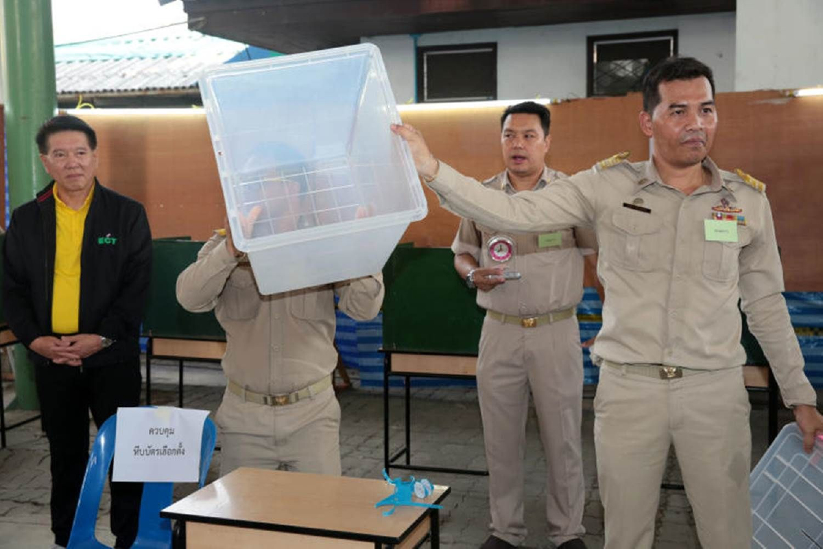 ผลนับคะแนนเลือกตั้งใหม่ เขต 2 ชุมพร ปชป.ชนะเหมือนเดิม ผลนับคะแนนเลือกตั้งใหม่ เขต 2 ชุมพร ปชป.ชนะเหมือนเดิม