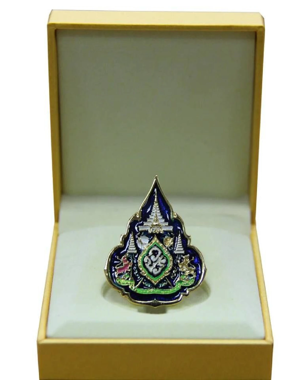 แนะวิธีสังเกตเข็มที่ระลึกตราสัญลักษณ์ฯแท้-เทียม