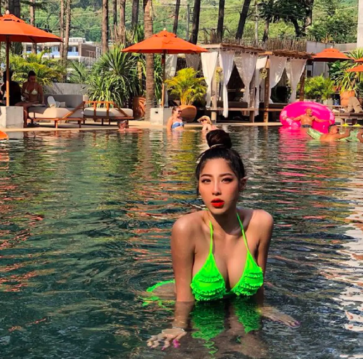เผ็ดมากแม่! “หวาย ปัญญริสา” ไม่เสียชื่อสาวแซ่บ ใส่บิกินี่สีโดดเด่น พร้อมโพสท่าราวนางแบบ