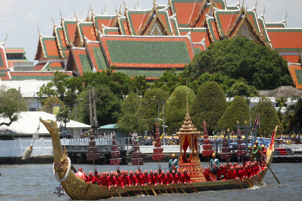 งดงาม! ทร.ซ้อมใหญ่การเชิญเรือพระที่นั่งสุพรรณหงส์