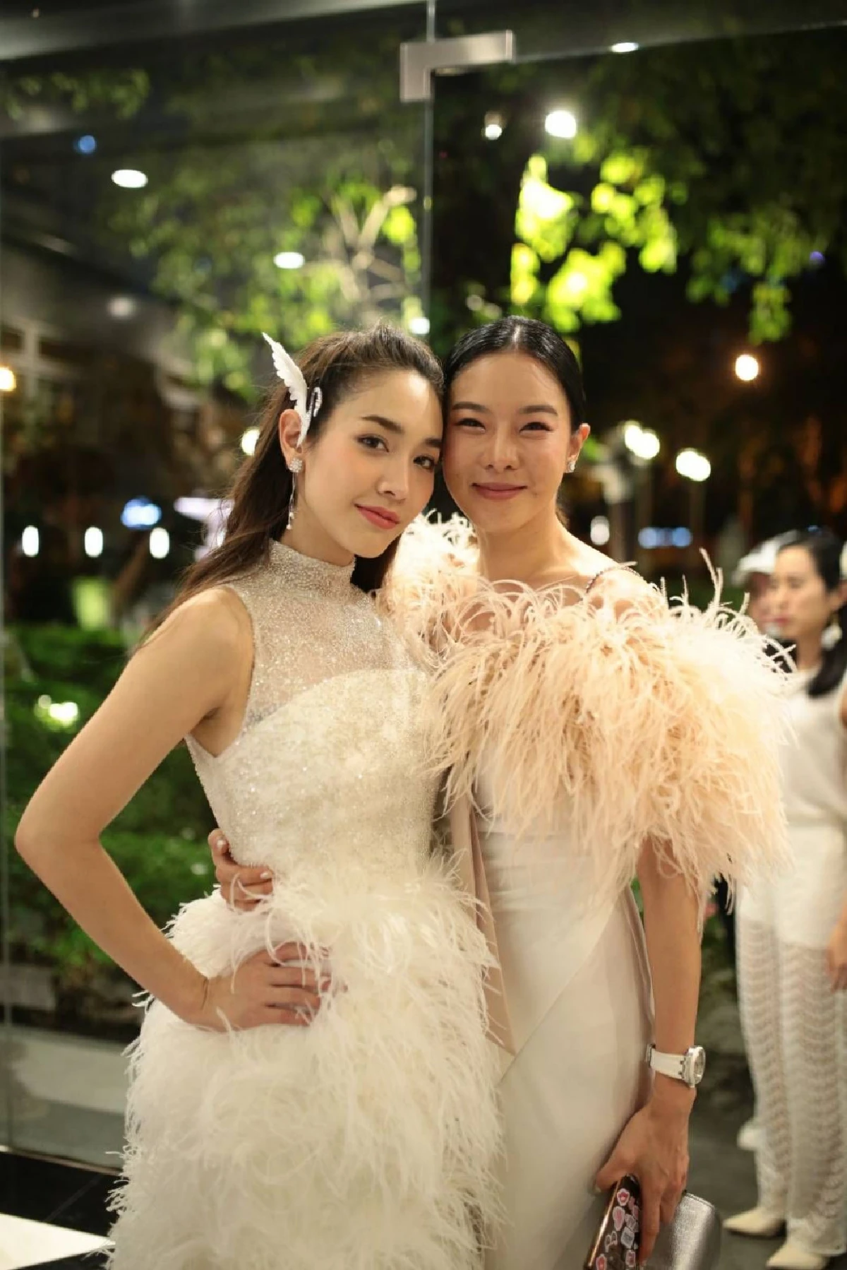 ออร่าเจ้าสาวจับ! มิน พีชญา ปาร์ตี้วันเกิด 30 ปี จัดเต็มความหวานคล้ายงานวิวาห์