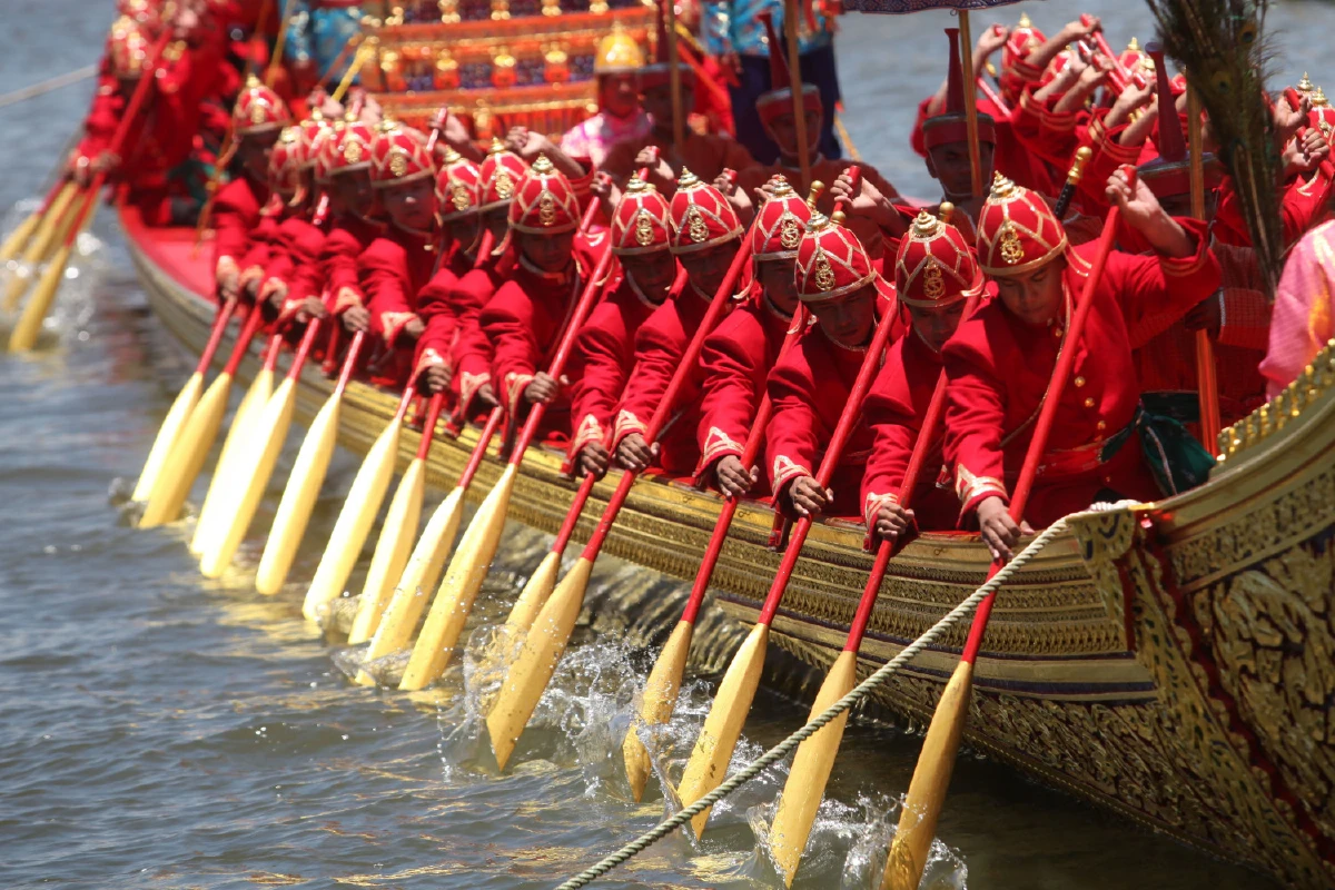 งดงาม! ทร.ซ้อมใหญ่การเชิญเรือพระที่นั่งสุพรรณหงส์