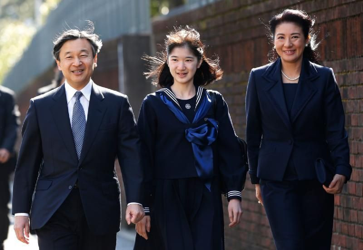 ชาวญี่ปุ่นเกือบ 80% หนุนพระรัชทายาทหญิงมีสิทธิ์ในราชบัลลังก์ ชาวญี่ปุ่นเกือบ 80% หนุนพระรัชทายาทหญิงมีสิทธิ์ในราชบัลลังก์