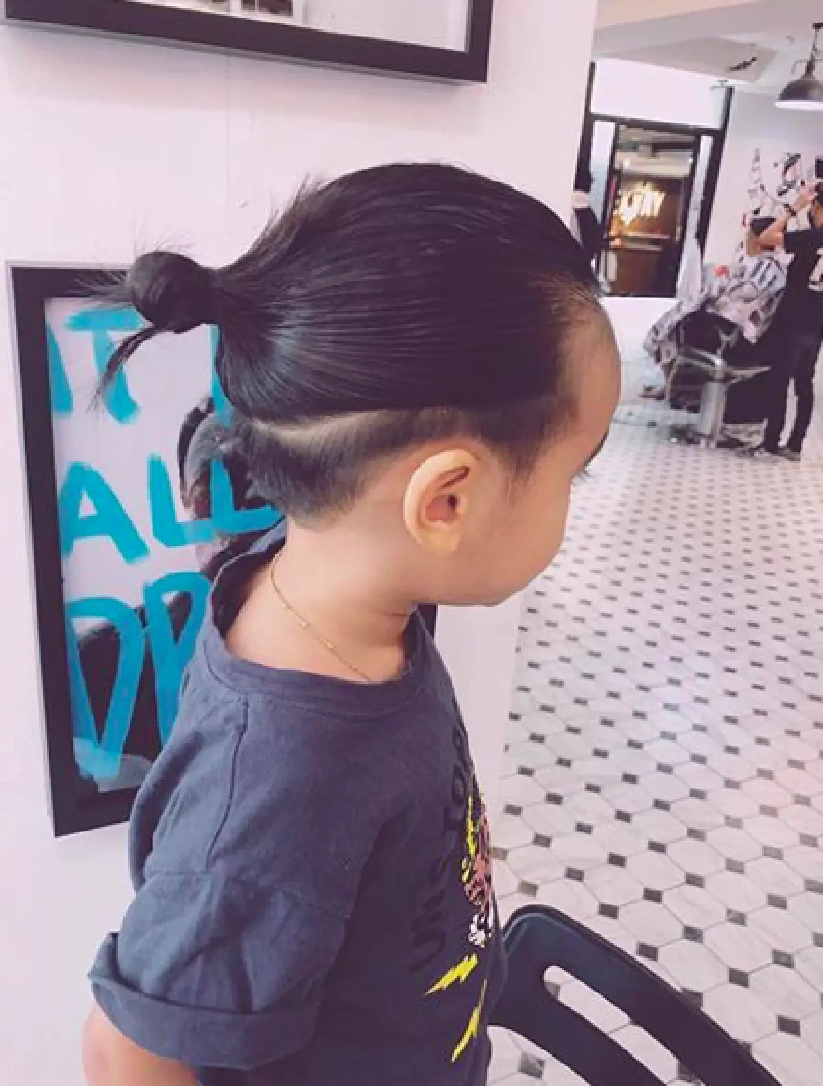 "น้องเร” ลูกชาย "ทาทา ยัง” ตัดผมทรงใหม่ หลังลงทุนไว้ผมยาวเพื่อทำทรงนี้โดยเฉพาะ