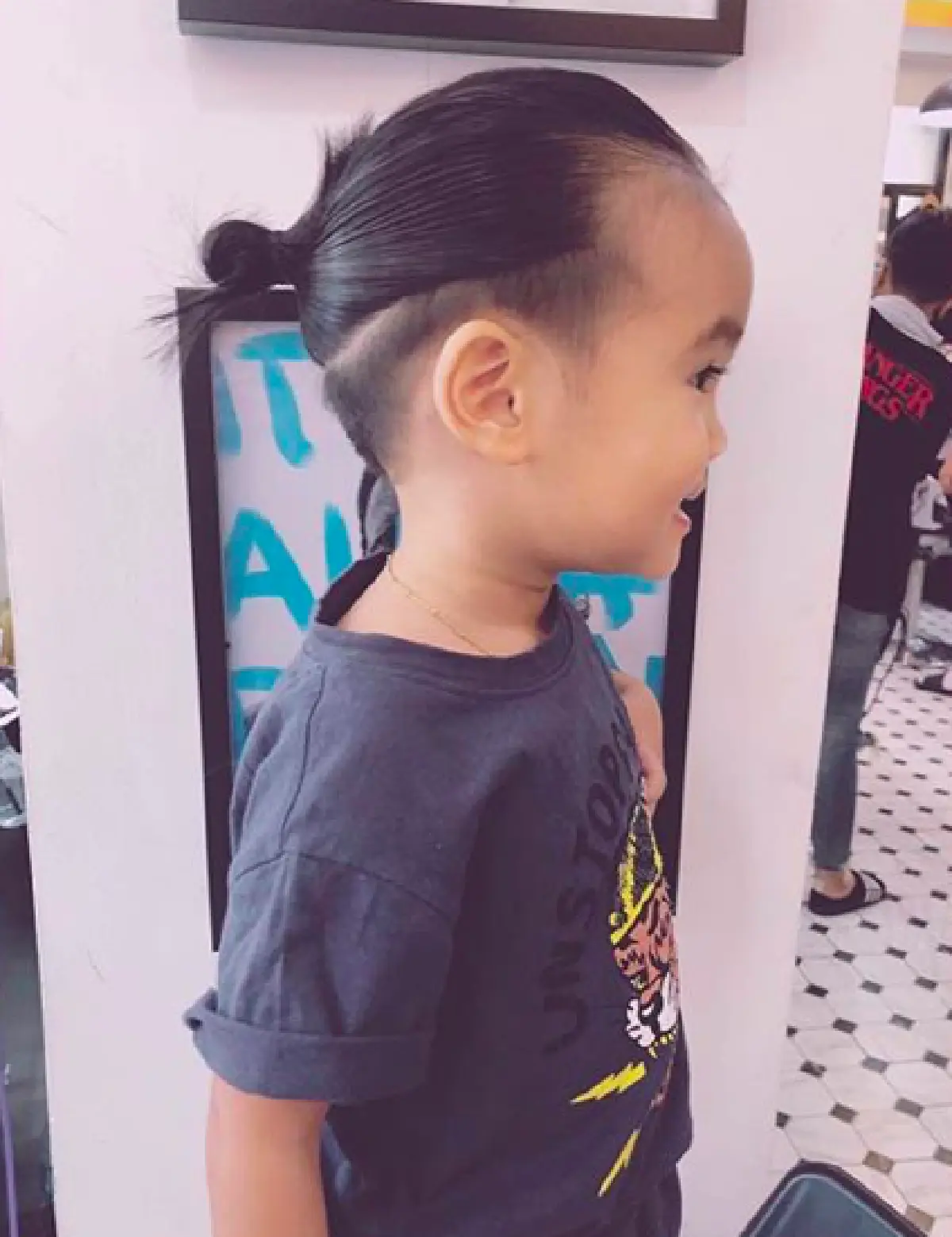 "น้องเร” ลูกชาย "ทาทา ยัง” ตัดผมทรงใหม่ หลังลงทุนไว้ผมยาวเพื่อทำทรงนี้โดยเฉพาะ