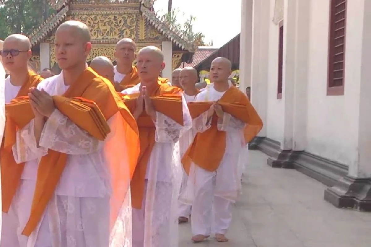 พะเยาจัดอุปสมบทหมู่81รูปเนื่องในพระราชพิธีบรมราชาภิเษก