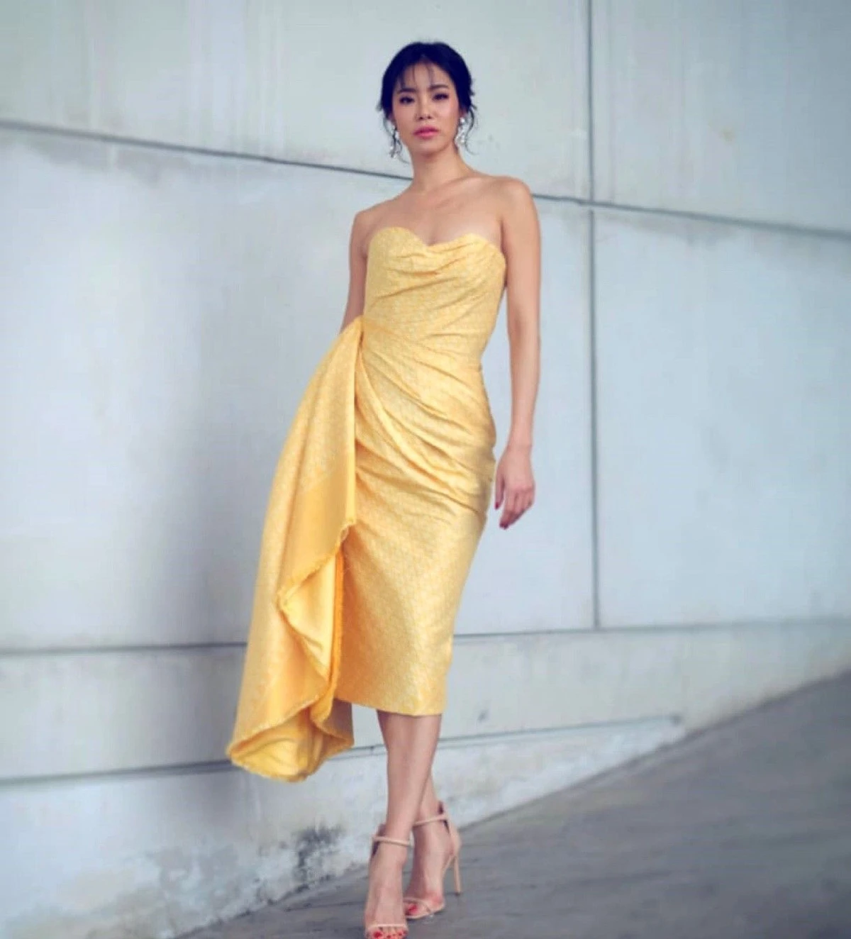 ส่องแฟชั่นชุดสีเหลืองของเหล่าซุปตาร์ สวยดูดีอย่างมีสไตล์