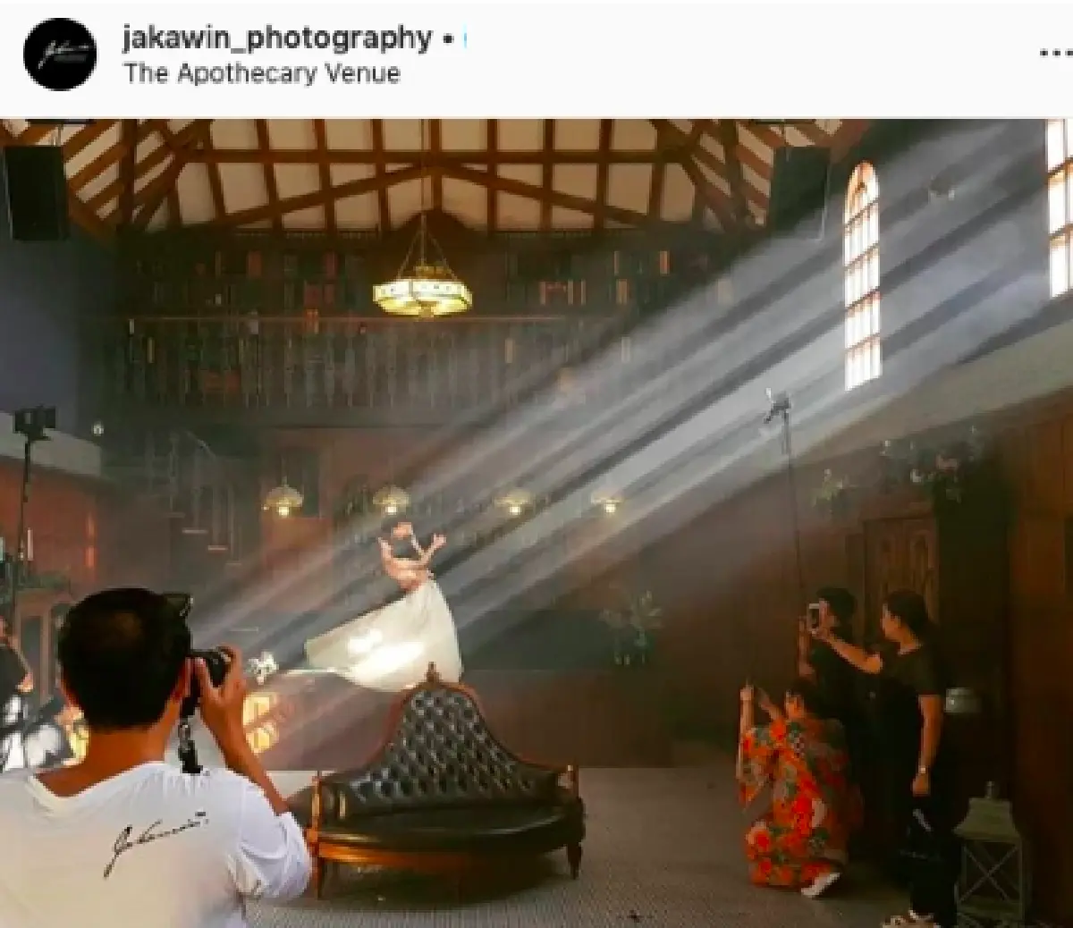 “โดม-เมทัล” เผยภาพพรีเวดดิ้งในชุดไทยเบาๆ ออร่าเจ้าบ่าว-เจ้าสาวมาแรงมาก