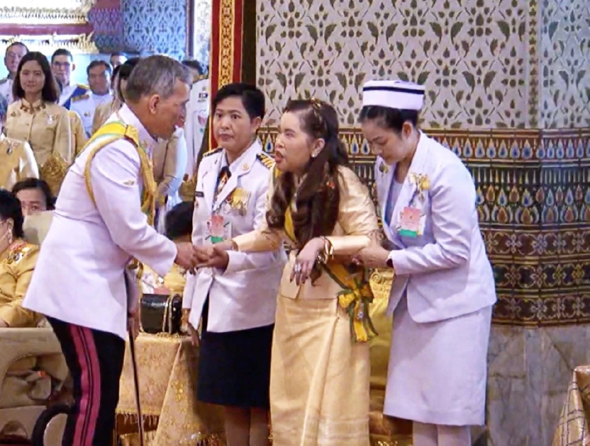 ประมวลภาพ พระราชพิธีเฉลิมพระปรมาภิไธย พระนามาภิไธย และ สถาปนาพระฐานันดรศักดิ์