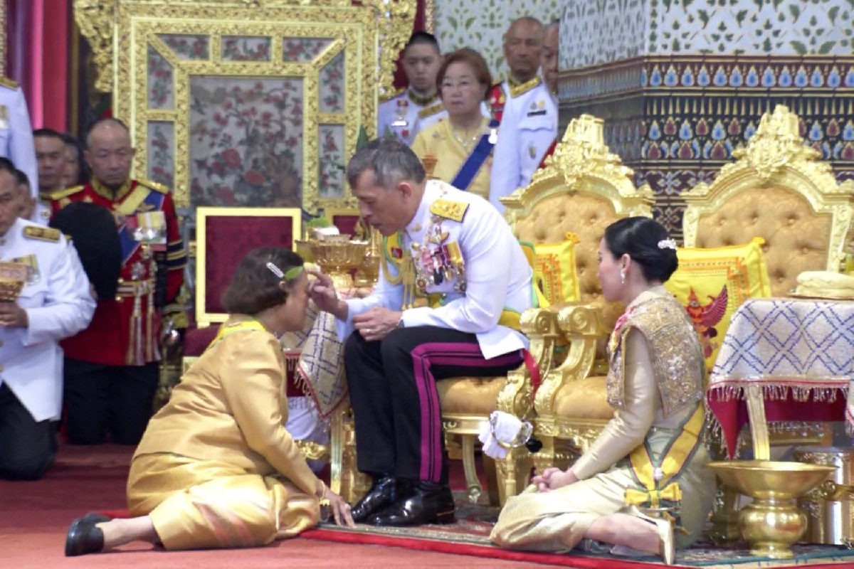 โปรดเกล้าฯสถาปนา-เฉลิมพระนามพระฐานันดรศักดิ์ใหม่พระบรมวงศานุวงศ์ โปรดเกล้าฯสถาปนา-เฉลิมพระนามพระฐานันดรศักดิ์ใหม่พระบรมวงศานุวงศ์