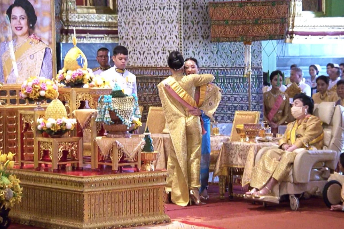 โปรดเกล้าฯสถาปนา-เฉลิมพระนามพระฐานันดรศักดิ์ใหม่พระบรมวงศานุวงศ์