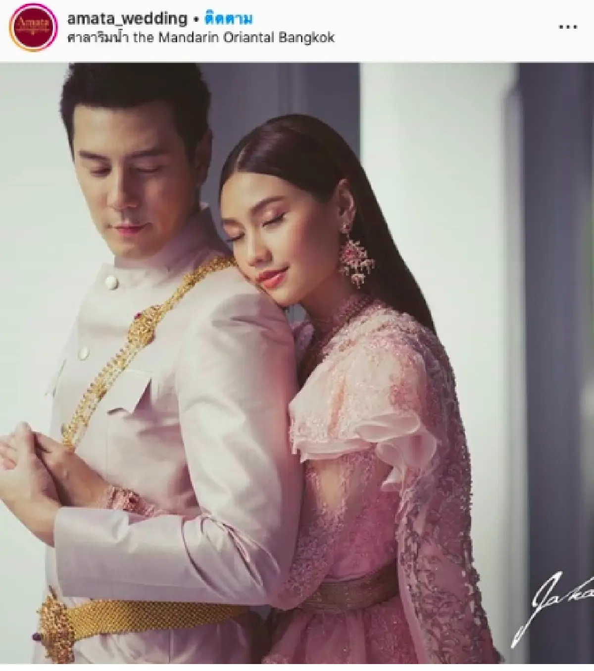 “โดม-เมทัล” เผยภาพพรีเวดดิ้งในชุดไทยเบาๆ ออร่าเจ้าบ่าว-เจ้าสาวมาแรงมาก