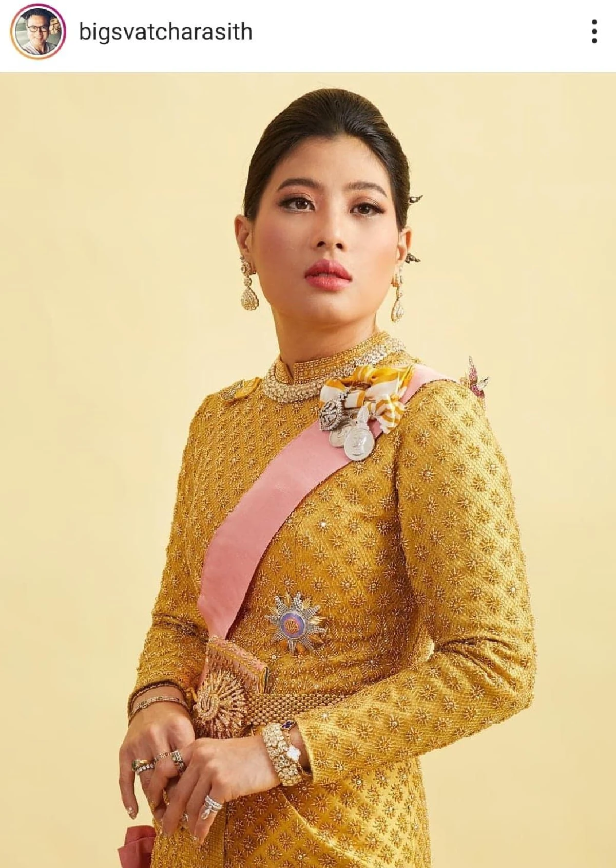5 ลุค ฉลองพระองค์ชุดไทย "เจ้าฟ้าสิริวัณณวรีฯ” ทรงพระสิริโฉม ตลอดพระราชพิธีบรมราชาภิเษก