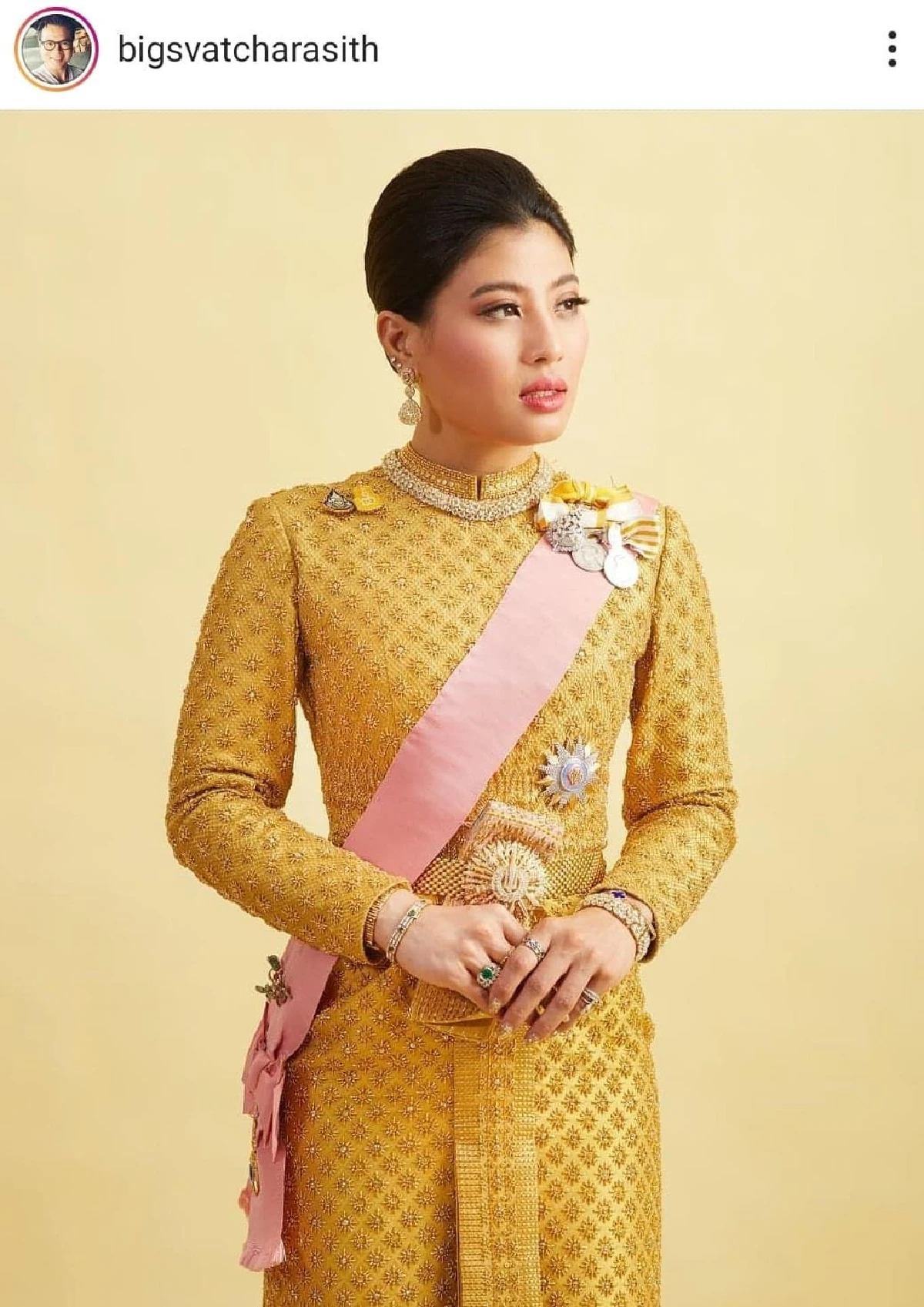 5 ลุค ฉลองพระองค์ชุดไทย "เจ้าฟ้าสิริวัณณวรีฯ” ทรงพระสิริโฉม ตลอดพระราชพิธีบรมราชาภิเษก