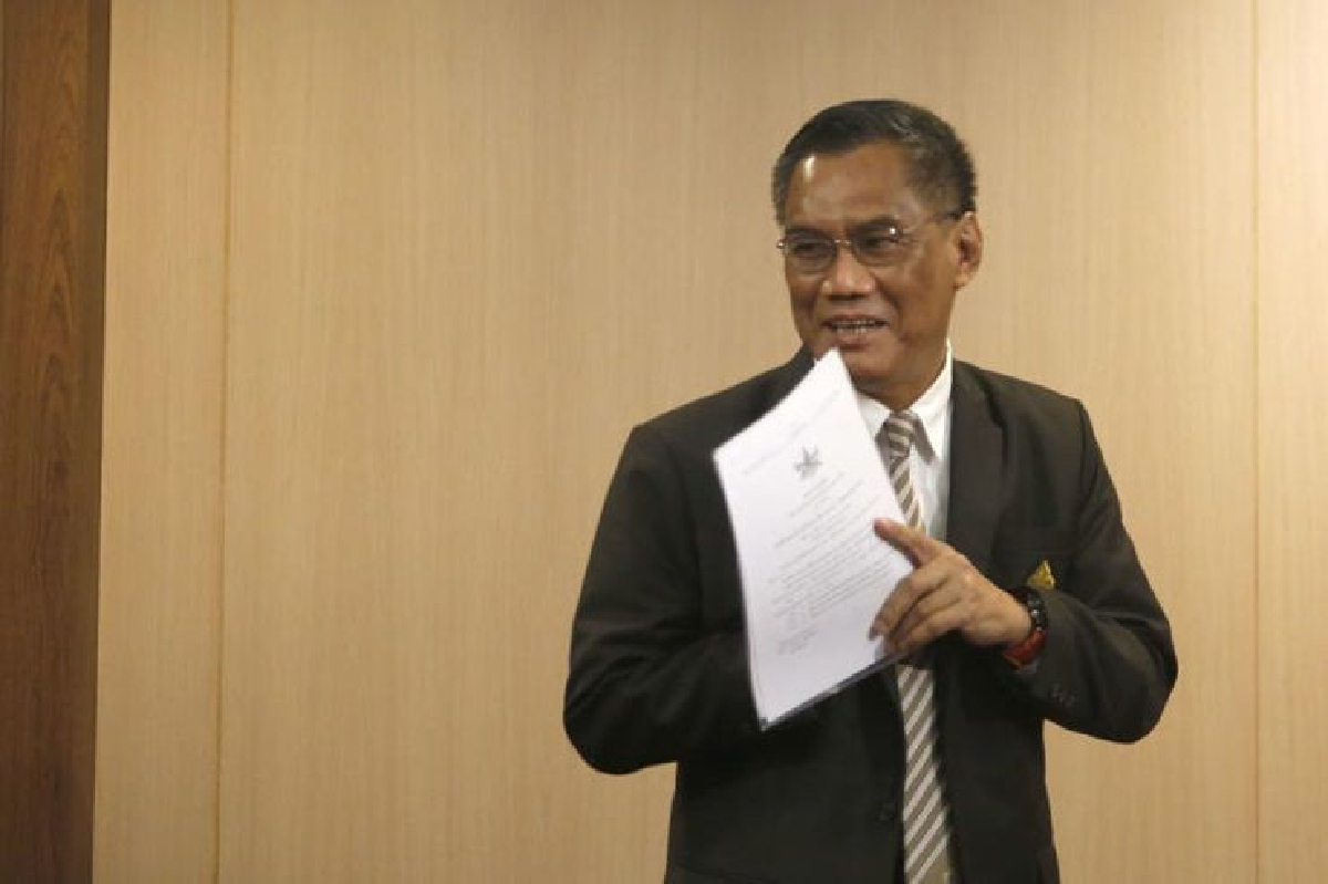 กกต.ไม่ยืนยันสรุปรับรองส.ส.เขตวันนี้ กกต.ไม่ยืนยันสรุปรับรองส.ส.เขตวันนี้