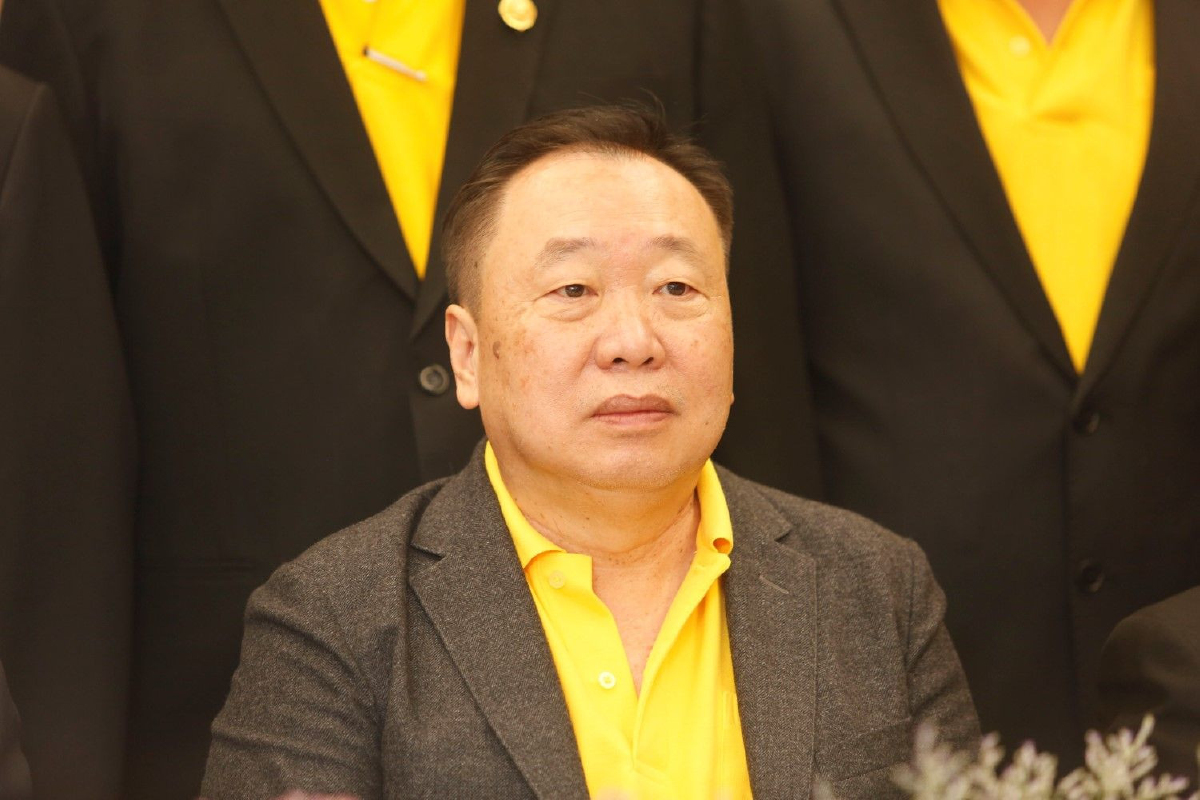 "สุชาติ ตันเจริญ"อาสาเป็นประธานรัฐสภา มั่นใจประสบการณ์แน่น "สุชาติ ตันเจริญ"อาสาเป็นประธานรัฐสภา มั่นใจประสบการณ์แน่น