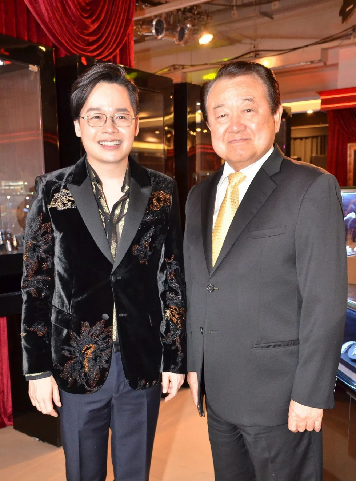 “บิวตี้ เจมส์” เผยโฉมคอลเลกชั่นพิเศษ “วิกตอเรียน เอไอ”