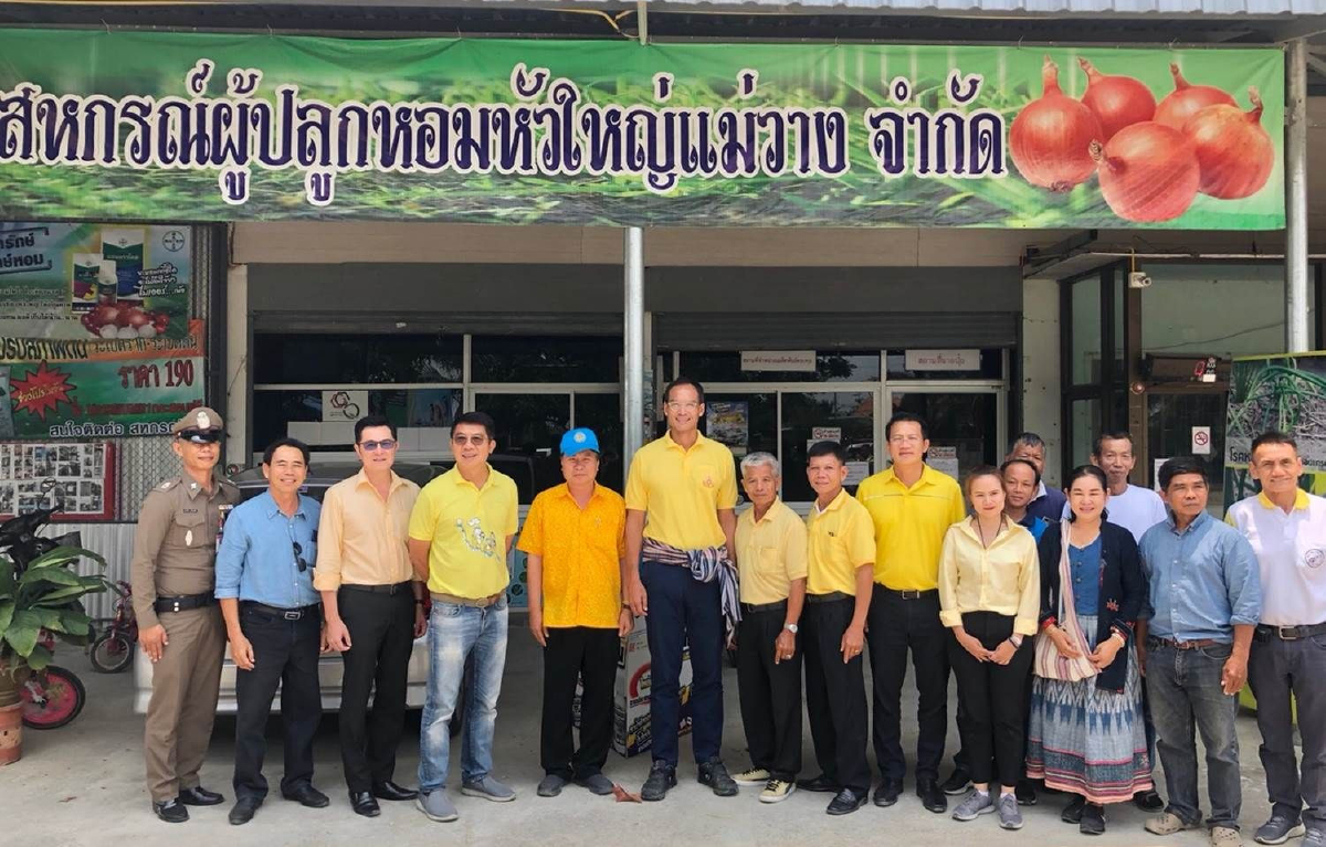 กรณ์ฟิตจัดลงพื้นที่เชียงใหม่คุยปัญหาเกษตรกรภาคเหนือ กรณ์ฟิตจัดลงพื้นที่เชียงใหม่คุยปัญหาเกษตรกรภาคเหนือ